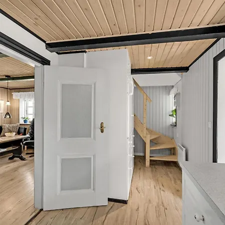 別荘 Toldhuset Nørre Nebel